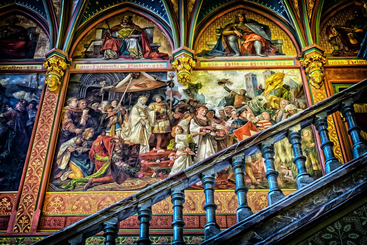 Een eclectic gallery wall met diverse fotolijsten. Een eclectic gallery wall met diverse fotolijsten.